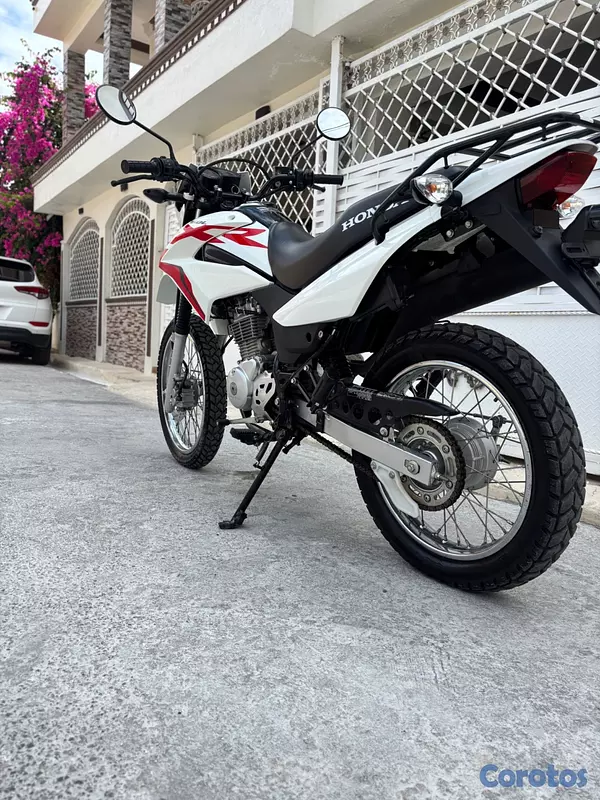 motores y pasolas - Honda XR 150L 2022 Como Nueva - Poco Uso 15