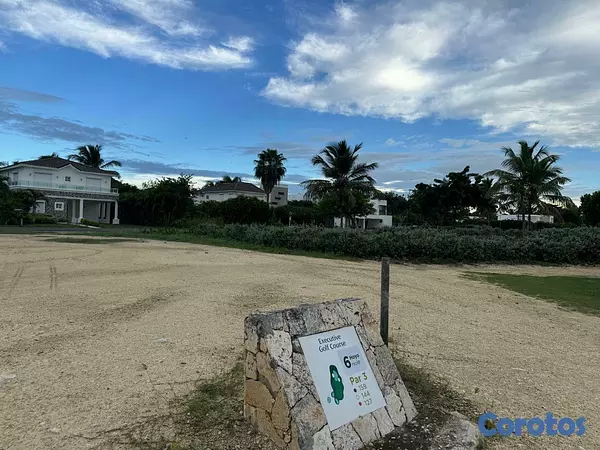 solares y terrenos - Solar en Playa Nueva Romana de 604 metros 4