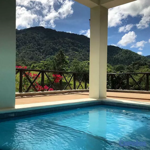 casas vacacionales y villas - Villa en Jarabacoa con Piscina | 6,229 m² | 5 Hab 16