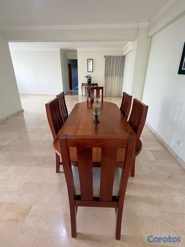 muebles y colchones - Comedor en Caoba de 6 sillas - precio de oportunidad - Negociable 2