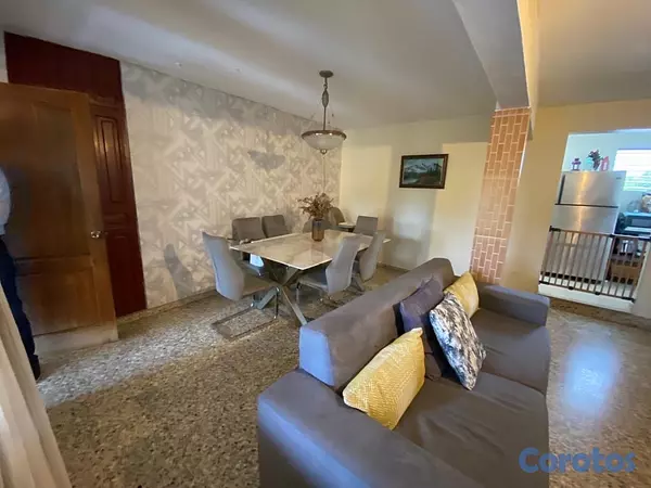 apartamentos - Vendo tercer  independencia klm 7 y medio nivel Dos habitaciones, un baño parque 4