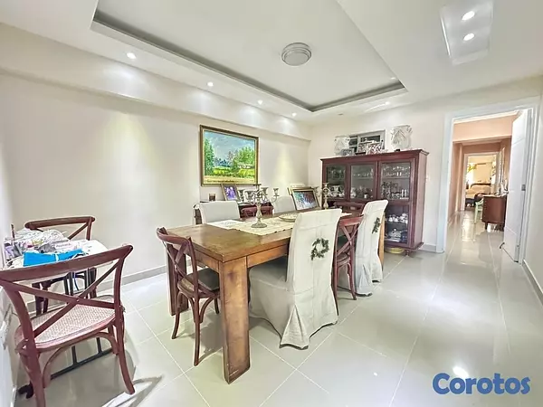 apartamentos - venta de apartamento en Evaristo morales Distrito nacional con 236.80mts 7