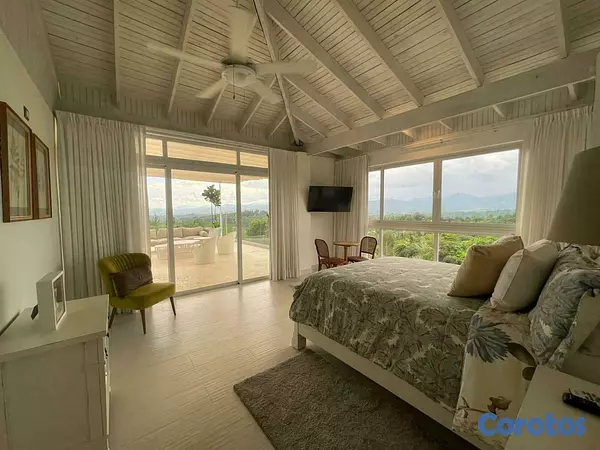 casas vacacionales y villas - Villa en venta a pocos minutos de la ciudad totalmente Amueblada- Lomas Lindas 2