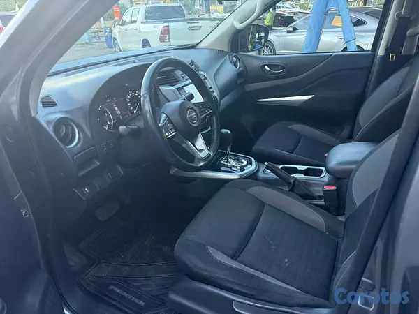 jeepetas y camionetas - Nissan frontier xe 2023 7