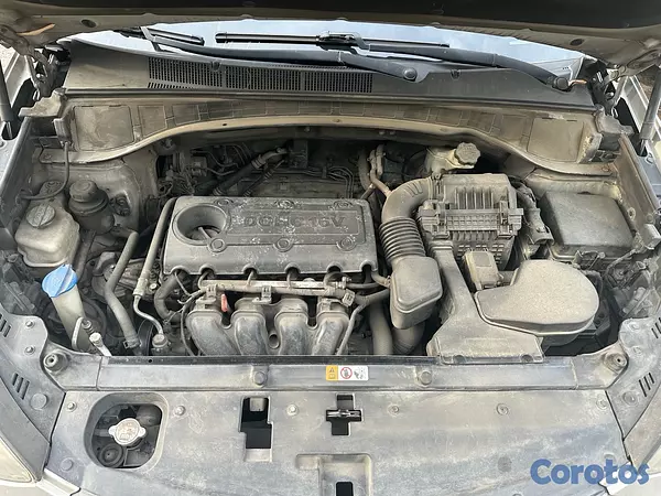 jeepetas y camionetas - Hyundai Santa Fe 2016 DOHC 2