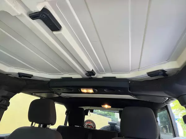 jeepetas y camionetas - jeep Wrangler sport 2018 4