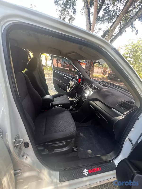 carros - venta de vehículos Suzuki Swift 
en buen estado. 11