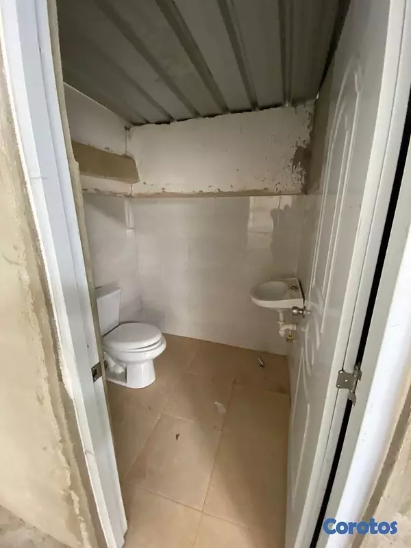 otros inmuebles - ALQUILO Nave en la Av. Monumental Proximo al Olé 2