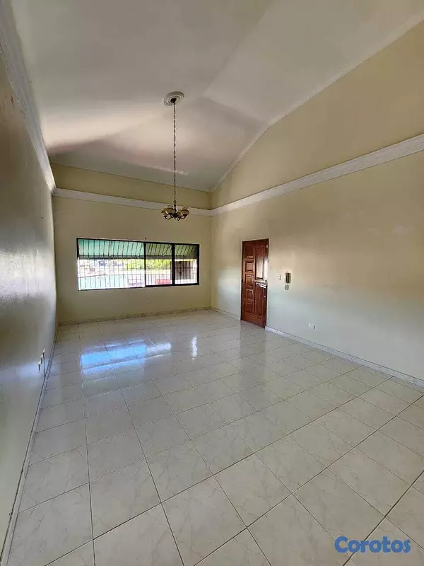 apartamentos - Apartamento de 3 habitaciones 2 baños en Av. Indep 6