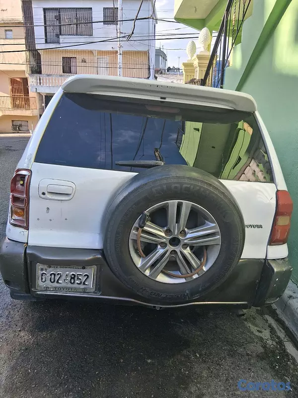 jeepetas y camionetas - A BUEN PRECIO!!! RAV4 2001  6