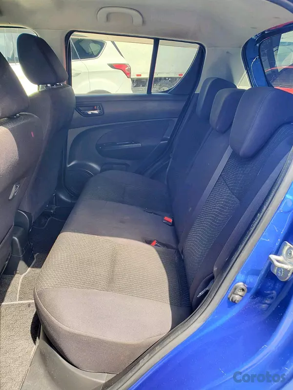 carros - Suzuki Swift 2014 8