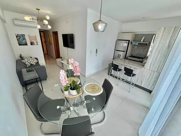 apartamentos - Apartamento en Alquiler Amueblado EVARISTO MORALES 8
