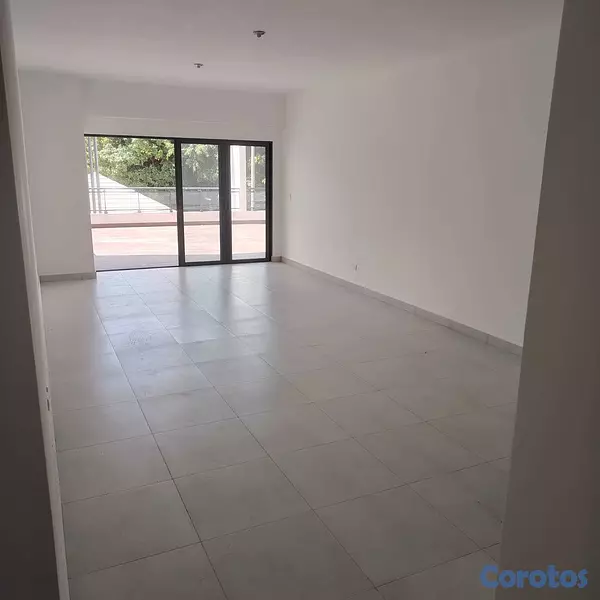 apartamentos - Apartamento en 2do nivel Viejo Arroyo Hondo | Próx 4