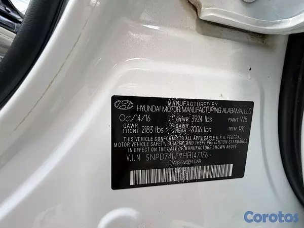 carros - 2017 Hyundai Elantra  12
