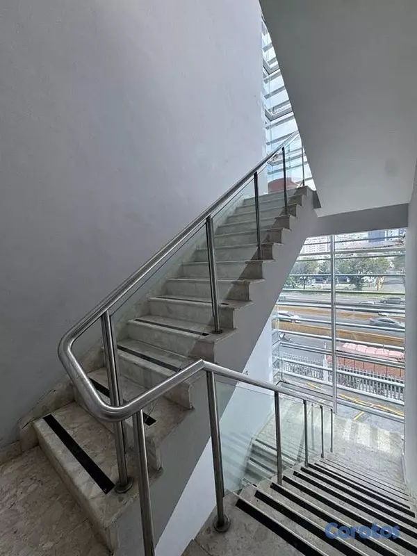 otros inmuebles - vendo o rento edificio corporativo e industrial en Villa olímpica   18