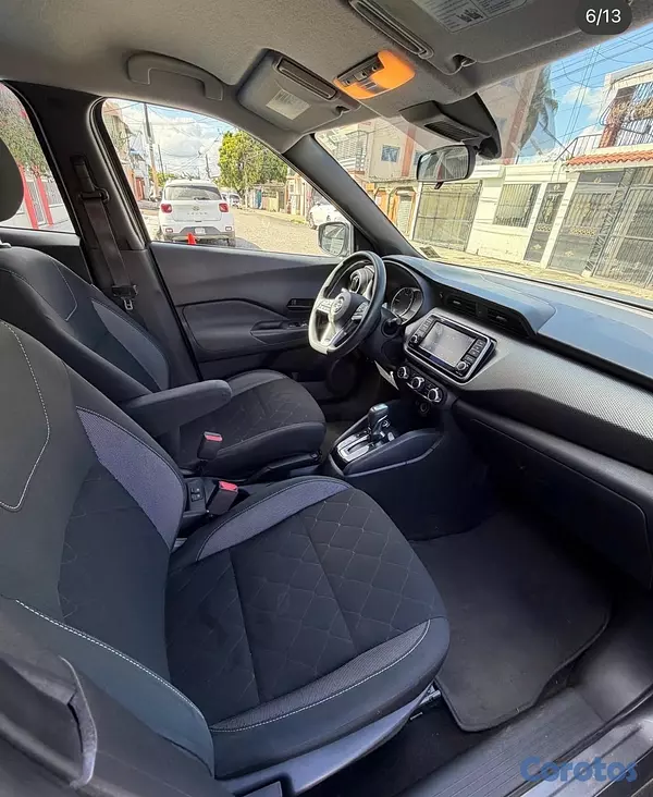 jeepetas y camionetas - Nissan Kicks SV 2020 6