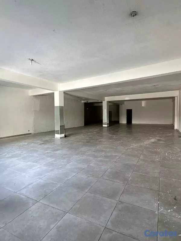 oficinas y locales comerciales - LOCAL COMERCIAL 4