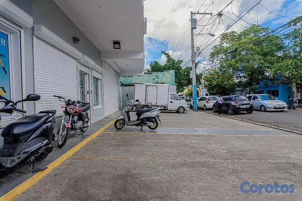 oficinas y locales comerciales - Edificio / Local Comercial en Venta en Villa Juana 8