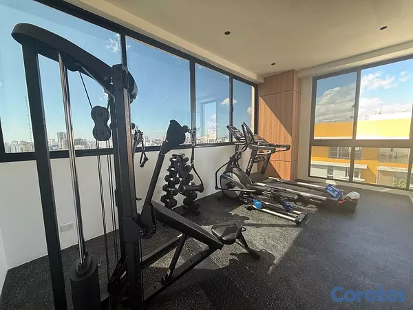 apartamentos - vendo Evaristo morales piso 10 dos hab 2.5 baños dos parqueos balcón  17