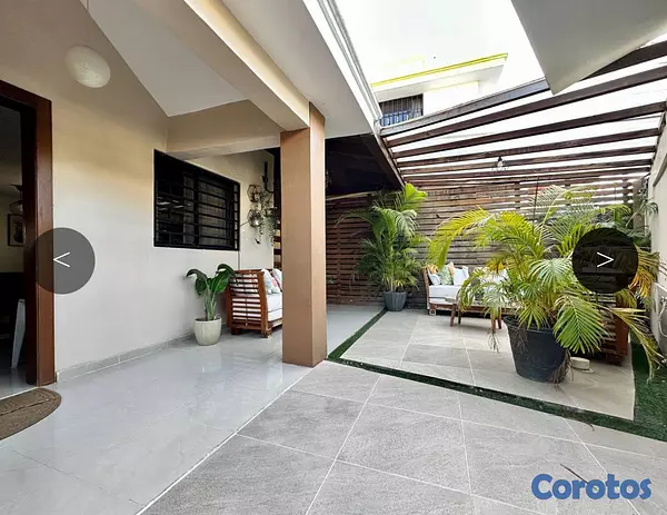 casas - venta de casa cerca de la avenida principal de la autopista de san Isidro  8