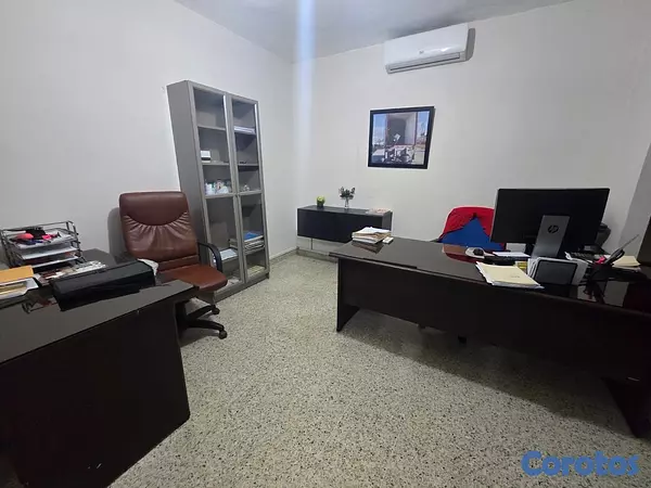 otros inmuebles - Venta de local tipo nave comercial en ensanche quisquella Distrito nacional  6