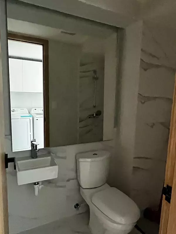 apartamentos - VENDO apartamento en Viejo Arroyo Hondo (con linea blanca y aires acondicionado) 8