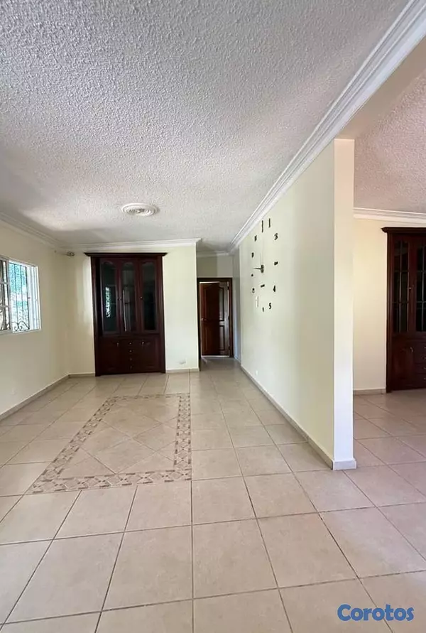 solares y terrenos - Alquilo casa en los prados 8