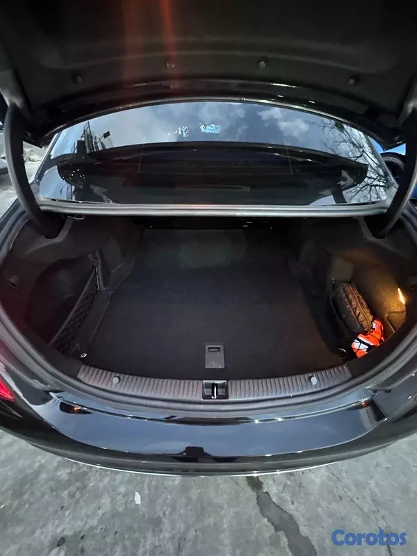 carros - Mercedes Benz C-200 2020 10