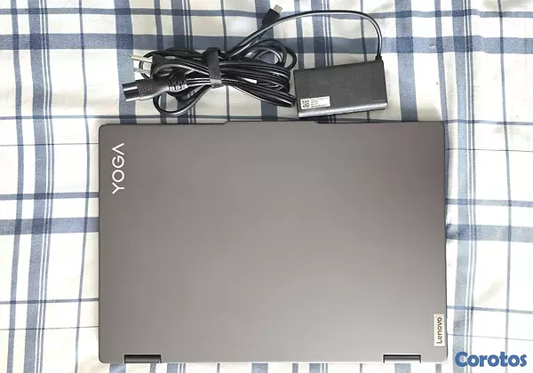 computadoras y laptops - Yoga 7 2-in-1 Modelo 16IML9 9