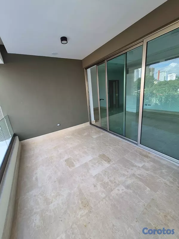 apartamentos - vendo los cacicazgos tres habitaciones con su baño tres parqueo balcón servicio 7