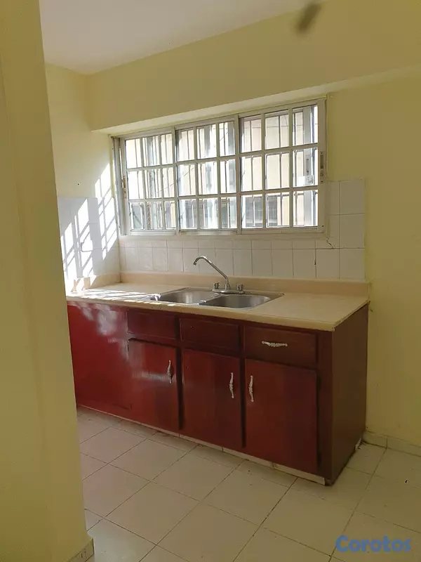 apartamentos - Se vende Apartamento en el ens. La paz de 2 dormitorio.  negociable  5