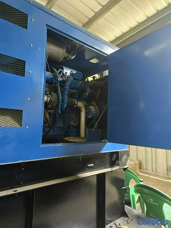 equipos profesionales - Vendo Planta Trifasica de 125 kVA en $475,000 Santo Domingo Norte  3