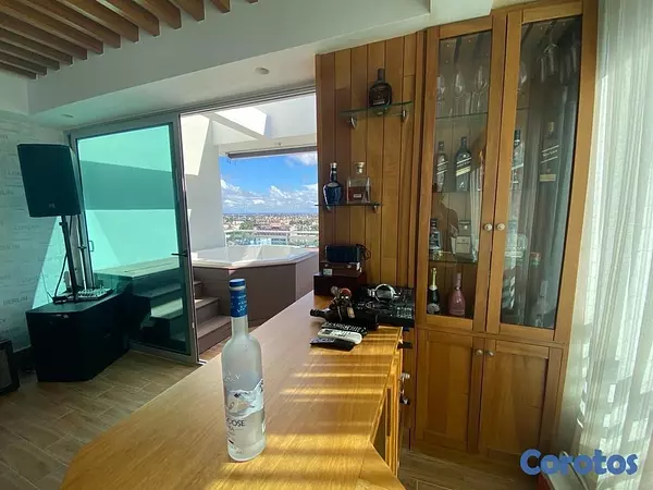 apartamentos - venta de penthouse en Merlot 3 Alma Rosa 1 de 336mts con jacuzzi Santo Domingo  5