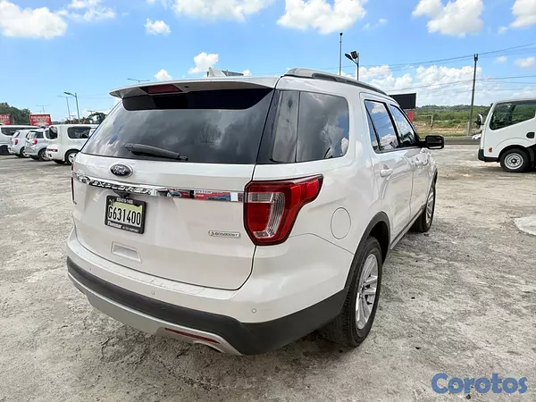 jeepetas y camionetas - Ford Explorer XLT 2017 ecoboost  7