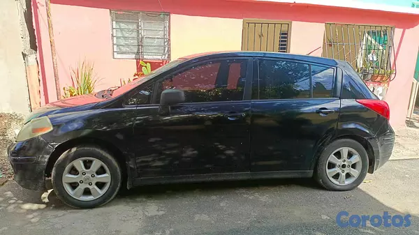 carros - lo vendo porque Haora mismo no tengo donde tenerlo  3