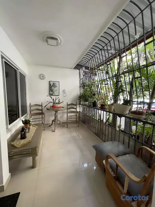 casas - Casa de 3 habitaciones en Venta en el Corazón de E 9