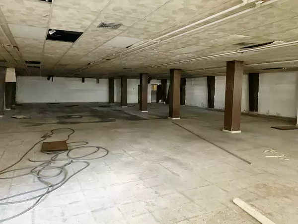oficinas y locales comerciales - Local céntrico en Bella vista  2