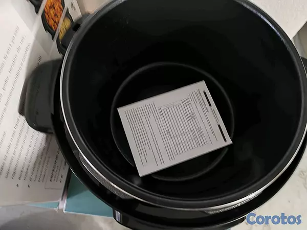 electrodomesticos - *OLLA ELECTRICA A PRESIÓN*

OLLA ELECTRICA APRESIÓN 
NUEVA
1000w
MARCA INLEC  3