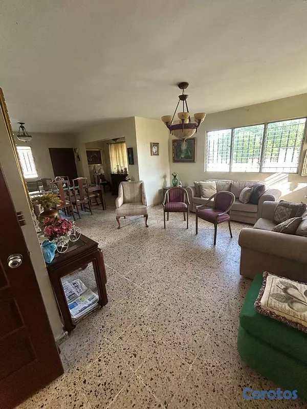 casas - Vendo casa en Urbanización Fernández 9