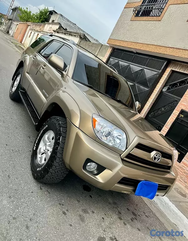 jeepetas y camionetas - este vehículo tiene financiamiento Diponible  5