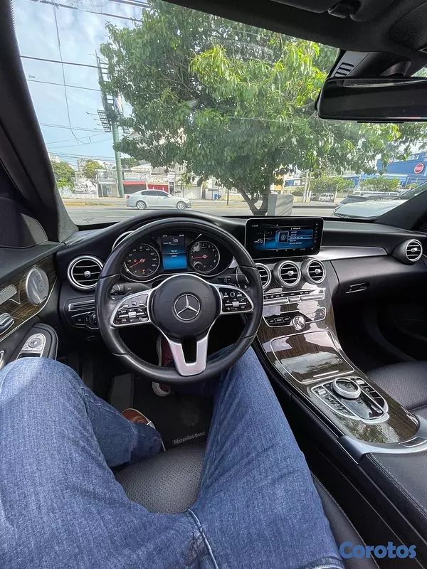 carros - Mercedes Benz C-300 2020 5