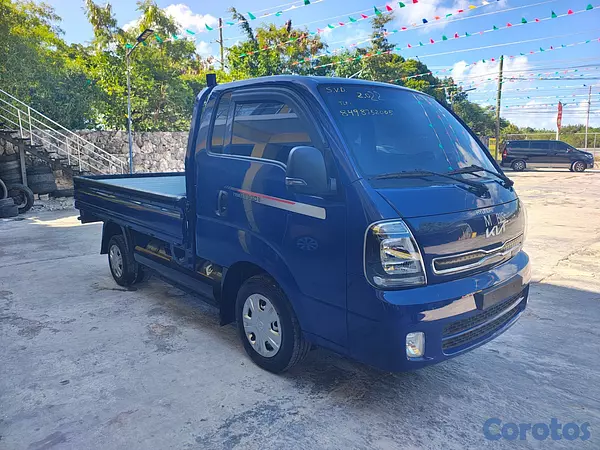 camiones y vehiculos pesados - CAMION KIA BONGO 2022 a GAS RECIEN IMPORTADO SUPER 1