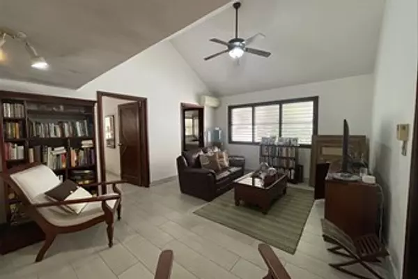 casas - Vendo casa Los Cacicazgos  2