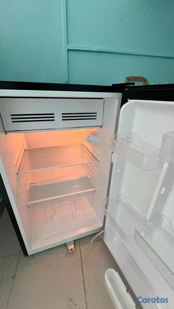 electrodomesticos - VENDO NEVERA EJECUTIVA FRIGIDAIRE Y ESTUFA CON ORGANIZADORES MAPPLE 2