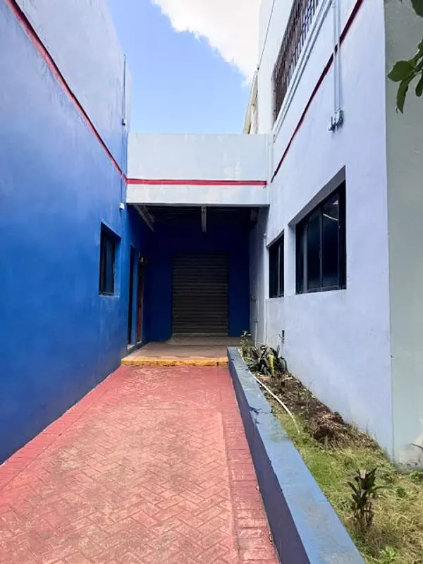 oficinas y locales comerciales - Venta de propiedad comercial Ens. La fe 7