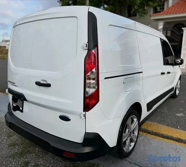 jeepetas y camionetas - FORD TRANSIT CONNECT XL 2021  Recién Importada 9