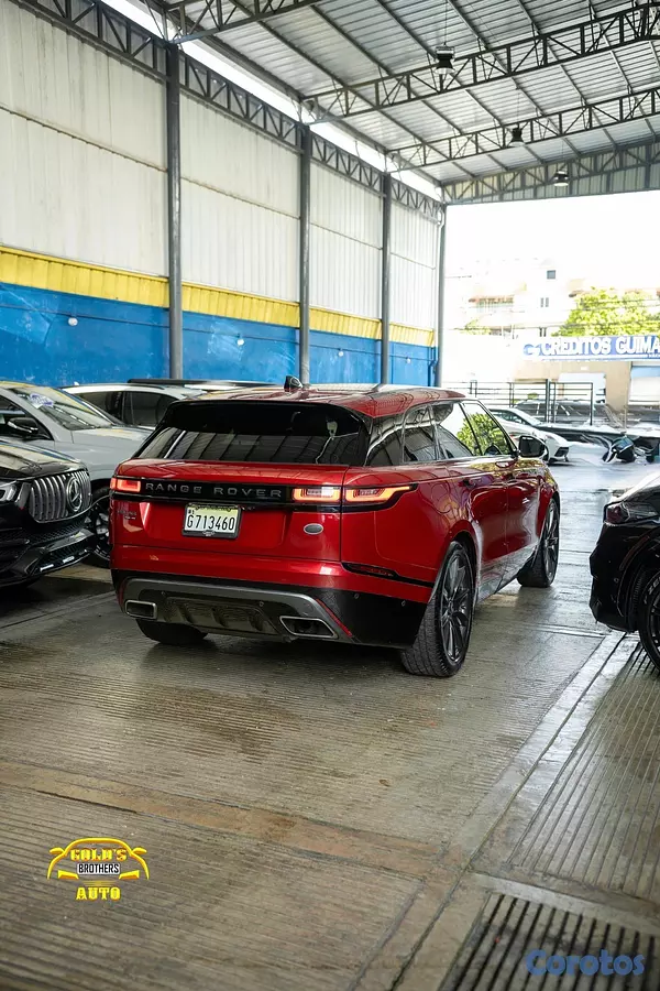 jeepetas y camionetas - Land Rover Range Rover Velar R-Dynamic 2018 Clean Carfax 6