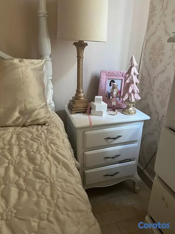 muebles y colchones - juego de habitación caoba fue pintado de blanco  4
