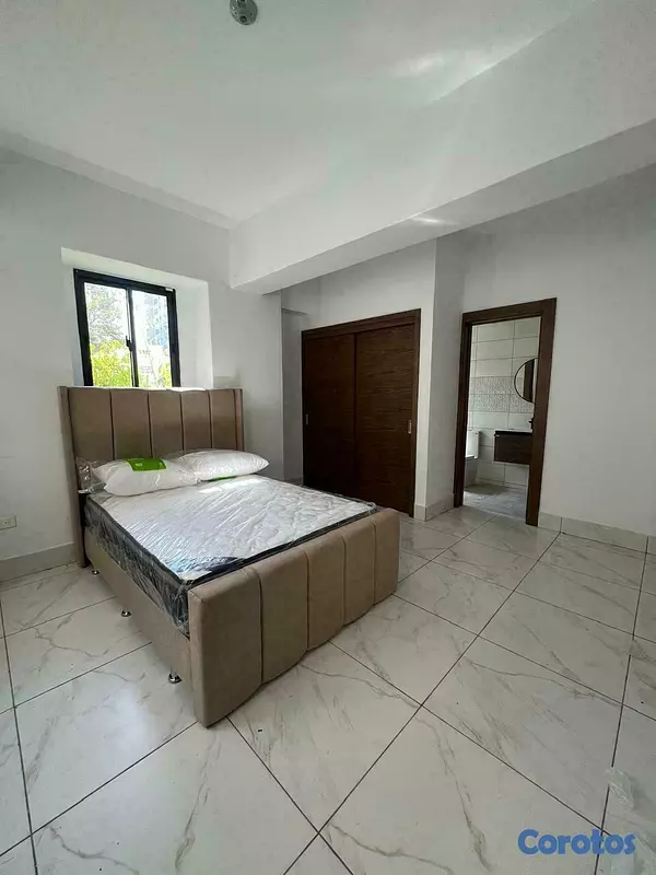apartamentos - Apartamento en alquiler amueblado en Piantini con  4