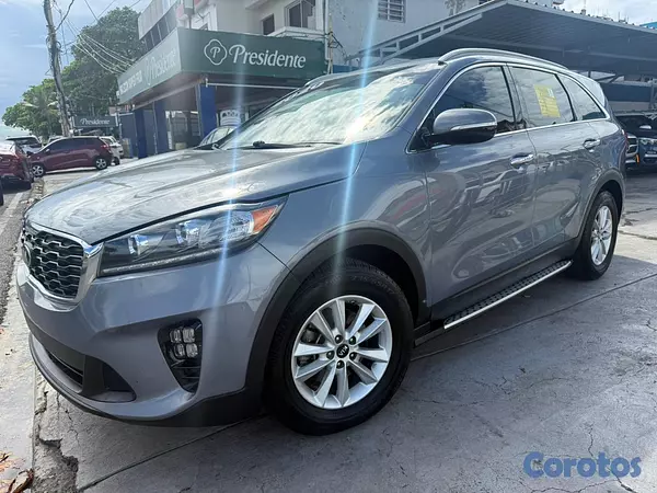 jeepetas y camionetas - Kia Sorento LX 2020 11